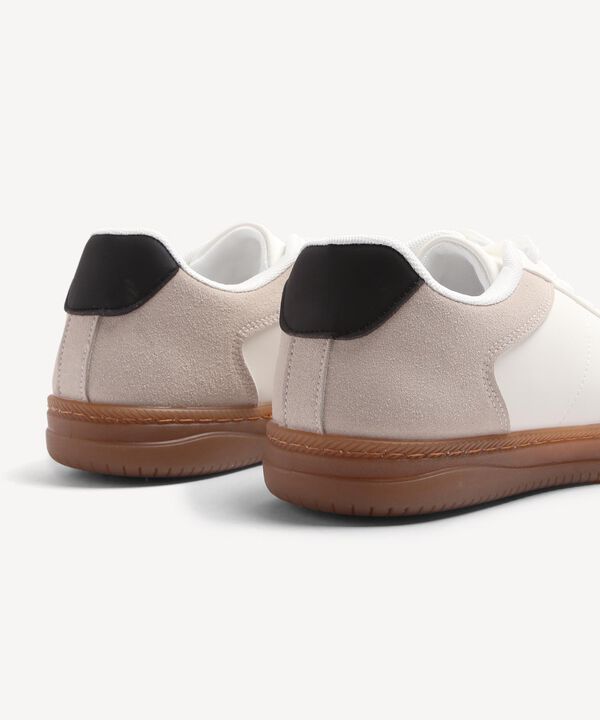 Tenis hombre image number null