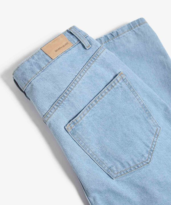 Jeans dama image number null